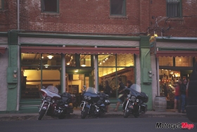 Motorcycle-Mojo_10_Riding-Arizona